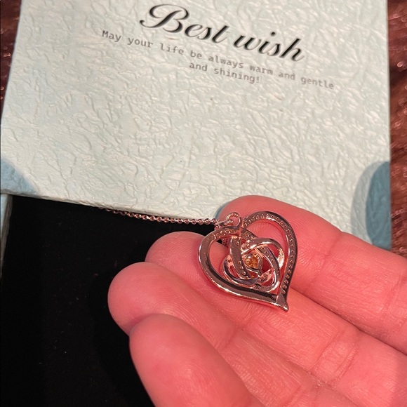 ROSE Gold Elegant Silver Heart Necklace New in Box CZ synthetic stones - Picture 11 of 13